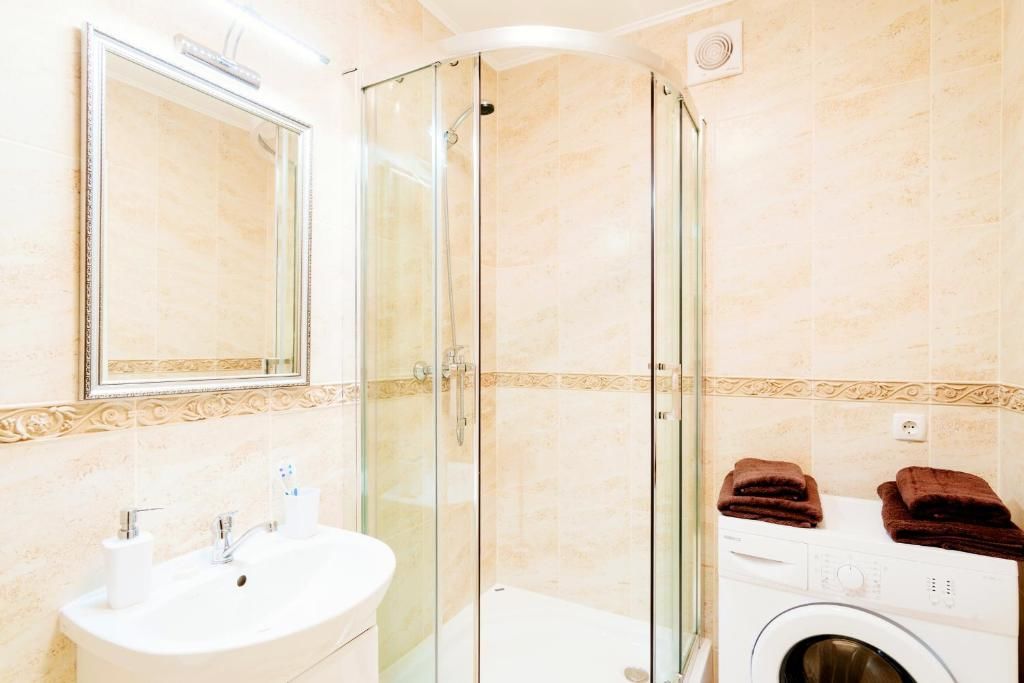 Апартаменты RentGolden Apartment on Verkhovinnaya Киев-37