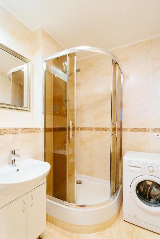 Апартаменты RentGolden Apartment on Verkhovinnaya Киев-39