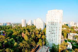 Апартаменты RentGolden Apartment on Verkhovinnaya Киев-1